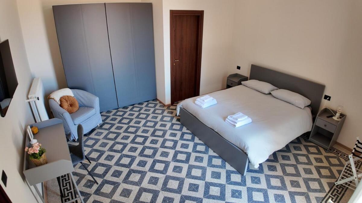 Casa Manu Nuovo Appartamento In Centro Storico Benevento Buitenkant foto